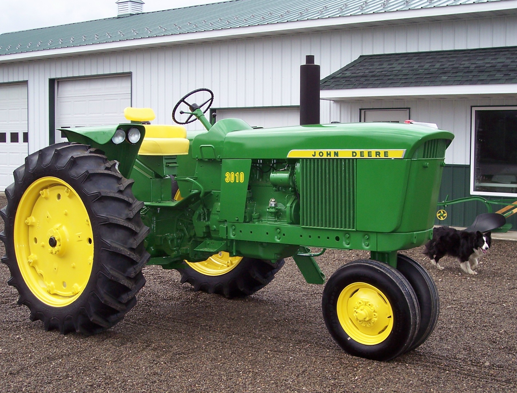 John Deere 3010 John Deere 3010